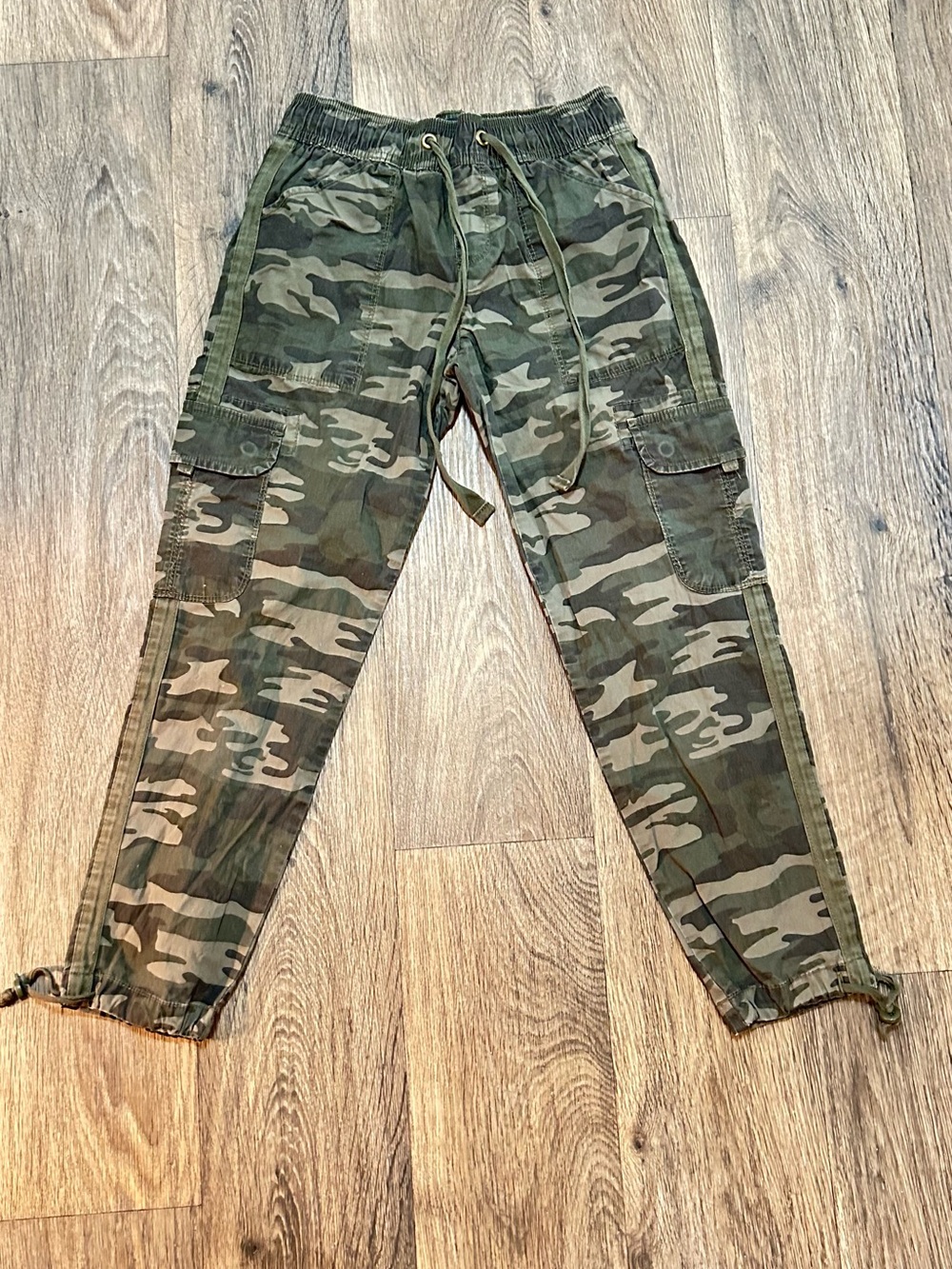 Sanctuary Camo Cargo Jogger Pants - Olive Green